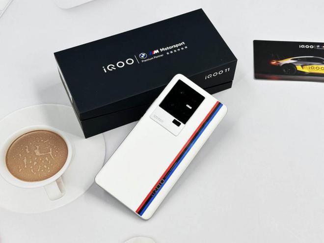 iQOO 12系列新机爆料：保持200W超快闪充电池容量提升至5000mAh(图3)